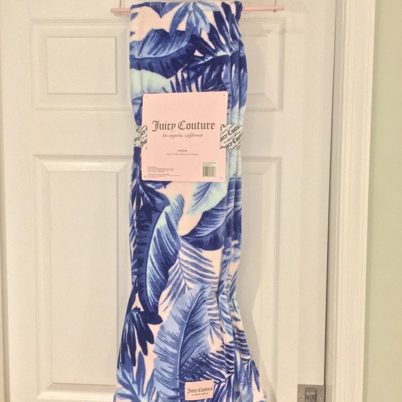 Juicy Couture Other - New Juicy Couture Palm Leaves Throw Blanket